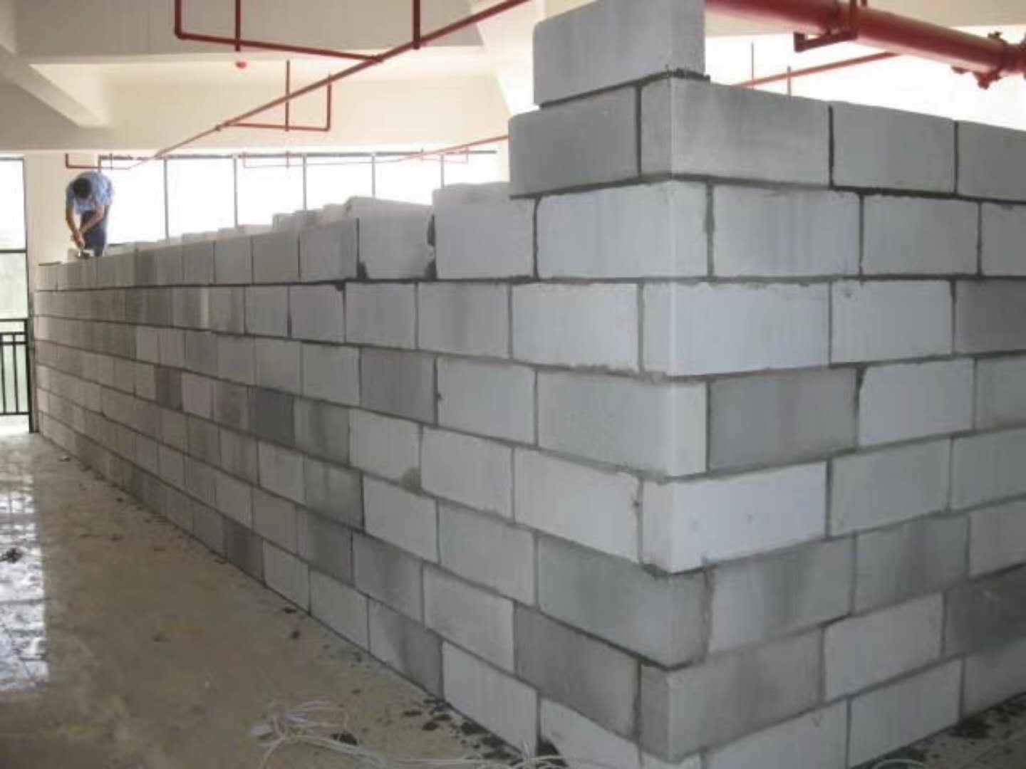 庆安蒸压加气混凝土砌块承重墙静力和抗震性能的研究